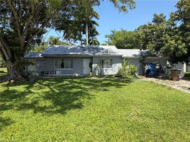 324 New York Dr, Fort Myers, Florida 33905