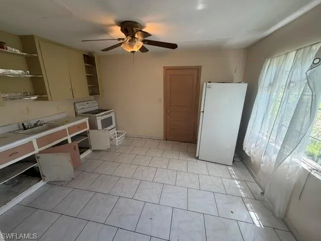 324 New York Dr, Fort Myers, Florida 33905
