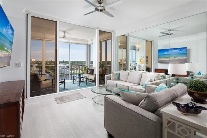 400  Flagship  DR, Naples, FL 34108