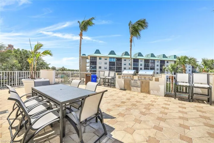 400  Flagship  DR, Naples, FL 34108