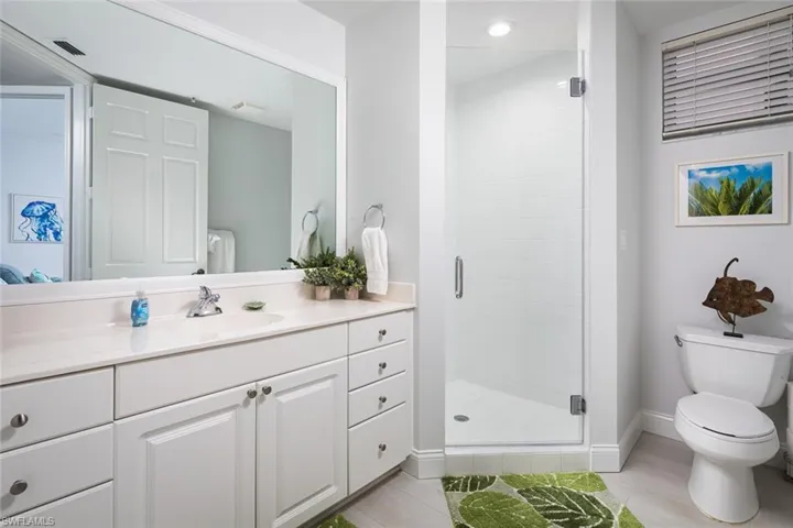 400  Flagship  DR, Naples, FL 34108