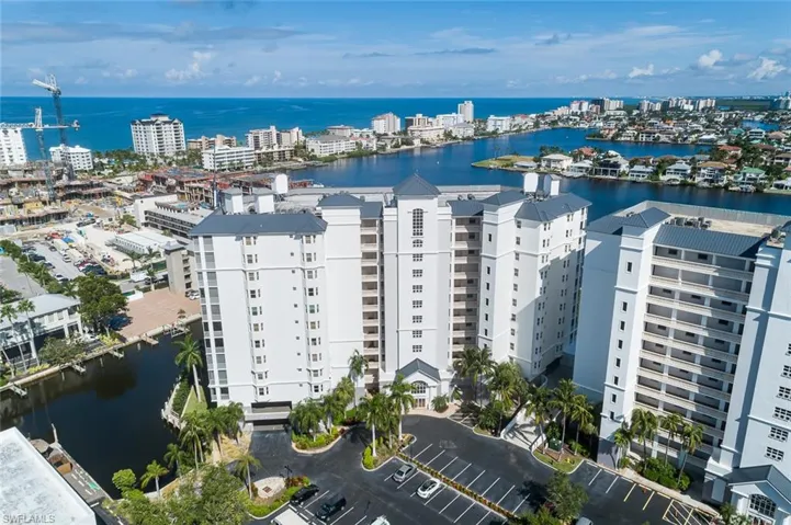 400  Flagship  DR, Naples, FL 34108