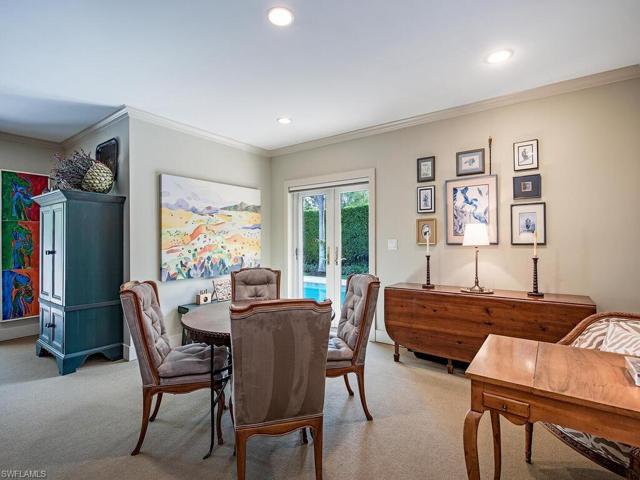 1270  Diana  AVE, Naples, FL 34103