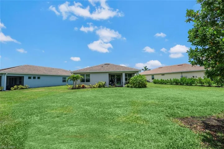 374 Deauville Loop, Naples, Florida 34114