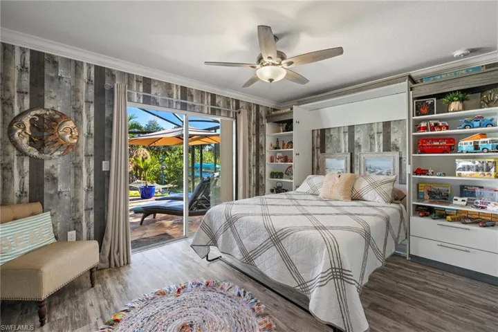 Guest room with Murphy Bed