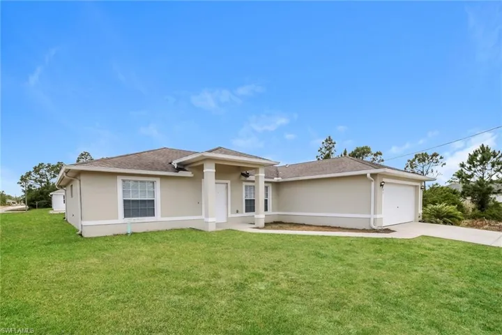 3201 42nd St Sw, Lehigh Acres, Florida 33976