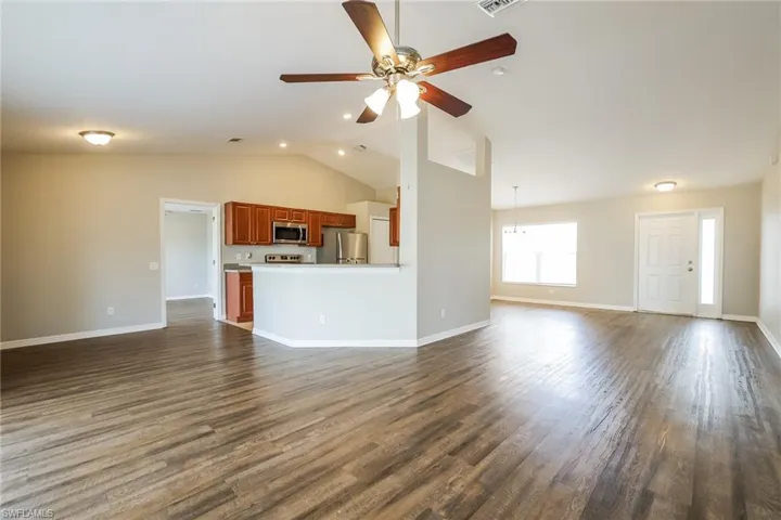 3201 42nd St Sw, Lehigh Acres, Florida 33976