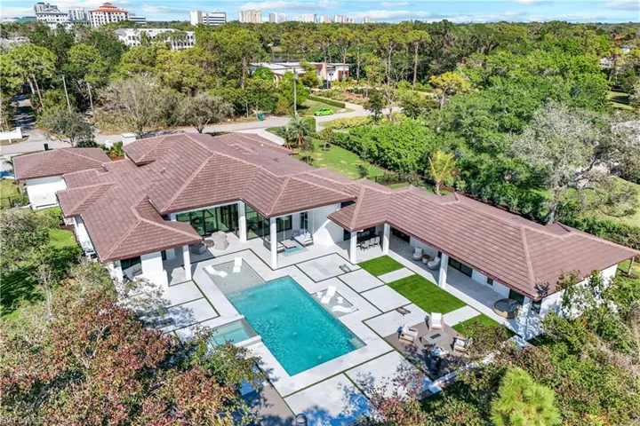 Spacious Outdoor living
