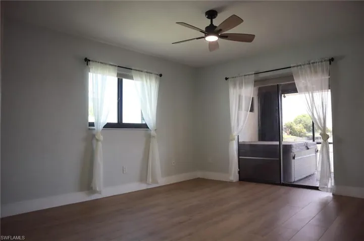 3049 11th Pl, Cape Coral, Florida 33914