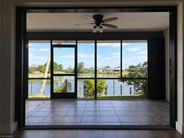 3049 11th Pl, Cape Coral, Florida 33914