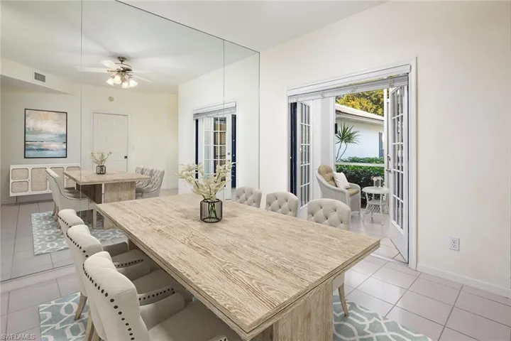 7049  Barrington  CIR, Naples, FL 34108