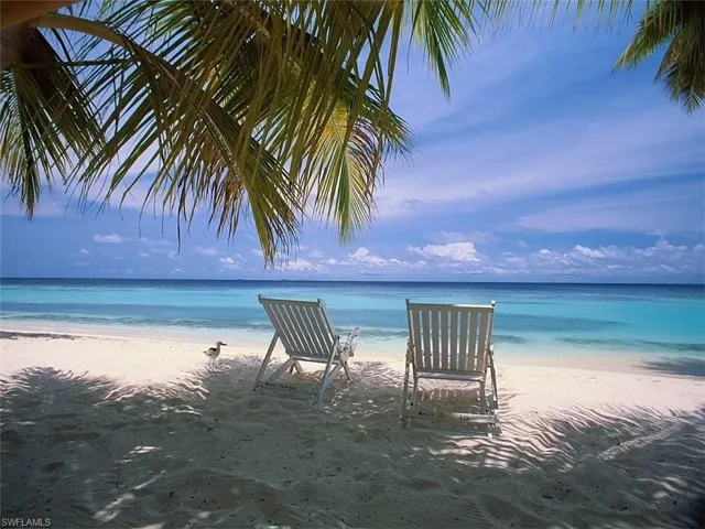 The Beach is calling - live 14 mi from the sand