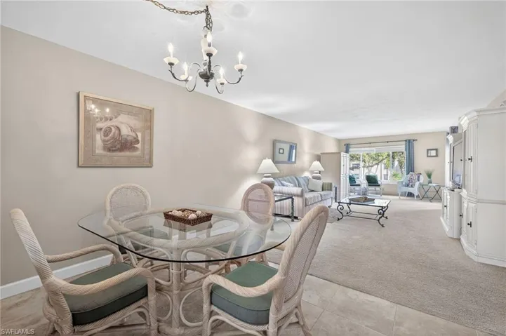 Spacious 1187 sq ft under air