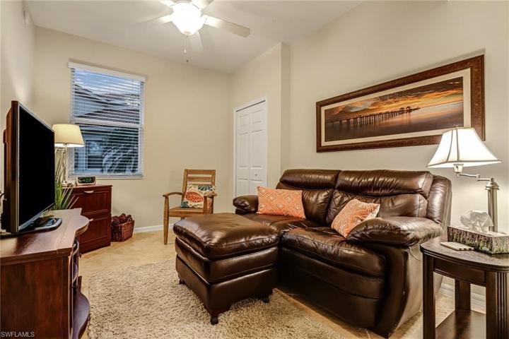 Den/Office, can be used as 3rd Bedroom