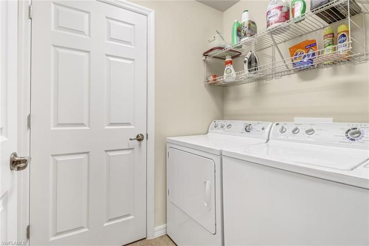 Laundry in Unit