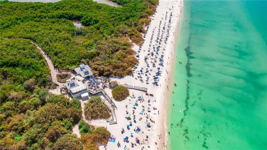 7008  Pelican Bay  BLVD, Naples, FL 34108