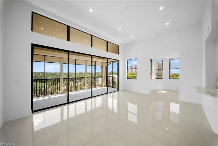 7008  Pelican Bay  BLVD, Naples, FL 34108