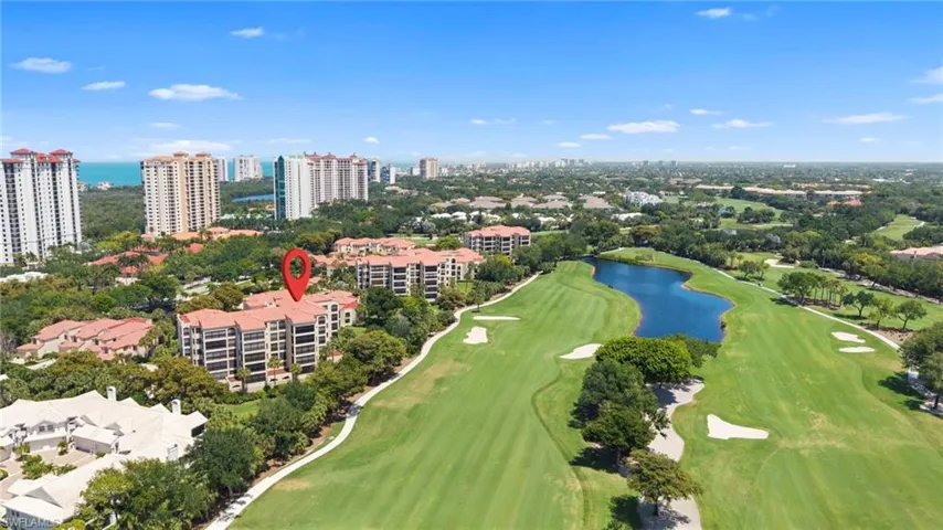 7008  Pelican Bay  BLVD, Naples, FL 34108