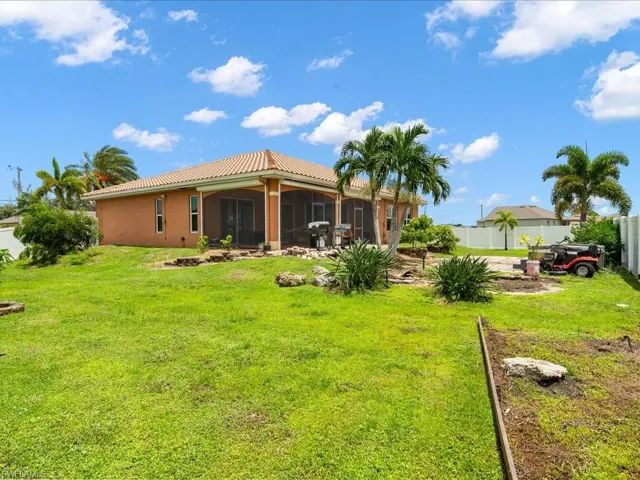1820 NW 13th  ST, Cape Coral, FL 33993