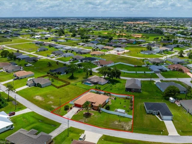 Drone / aerial view