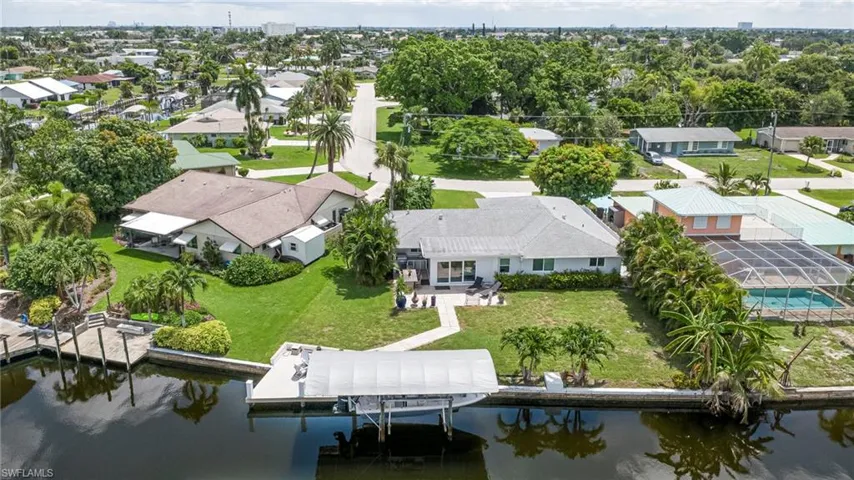 5204 Tower Dr, Cape Coral, Florida 33904