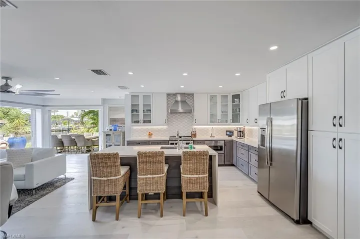 5204 Tower Dr, Cape Coral, Florida 33904