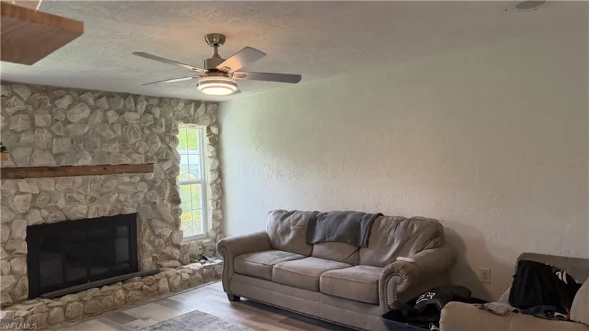 16941 Carolyn Ln, North Fort Myers, Florida 33917