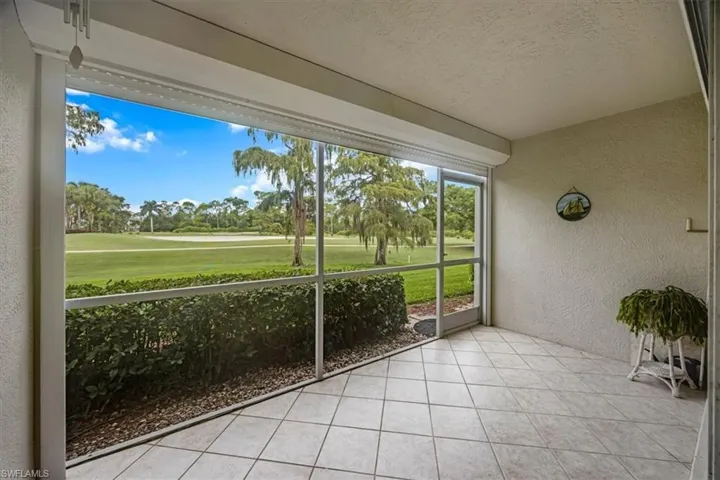 1051  Eastham  WAY, Naples, FL 34104