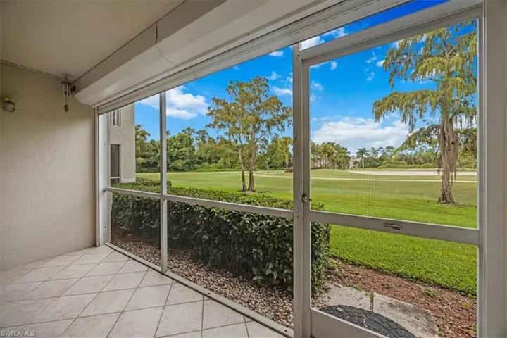 1051  Eastham  WAY, Naples, FL 34104