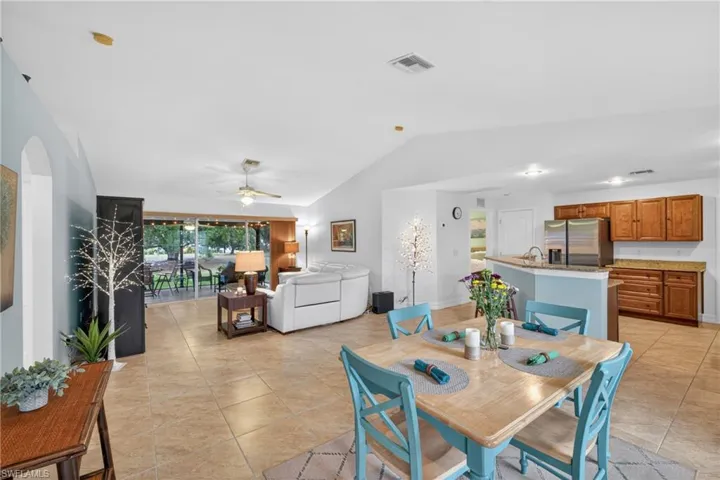 Living/Dining Room