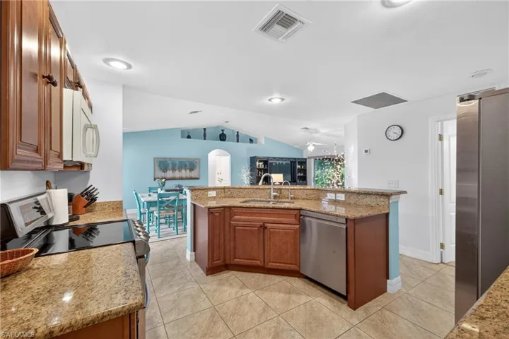 2610 42nd St W, Lehigh Acres, Florida 33971