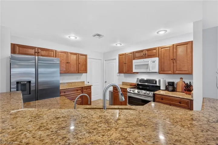 2610 42nd St W, Lehigh Acres, Florida 33971
