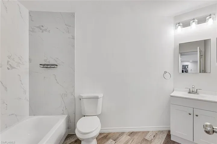 142 Bennington Dr 8, Naples, Florida 34104