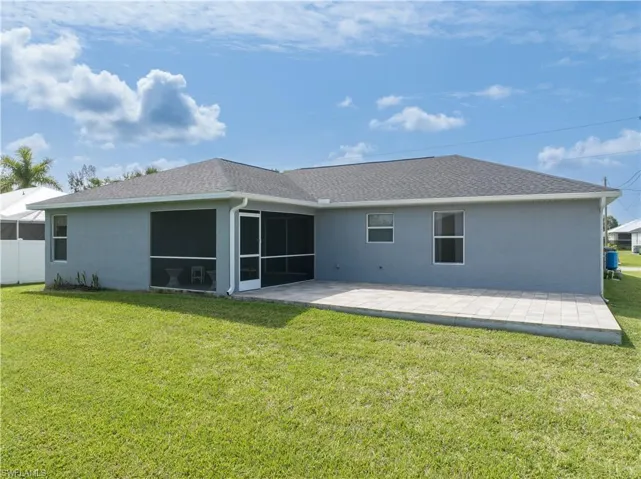 635 NW 2nd  LN, Cape Coral, FL 33993