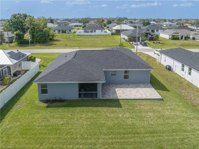 635 NW 2nd  LN, Cape Coral, FL 33993