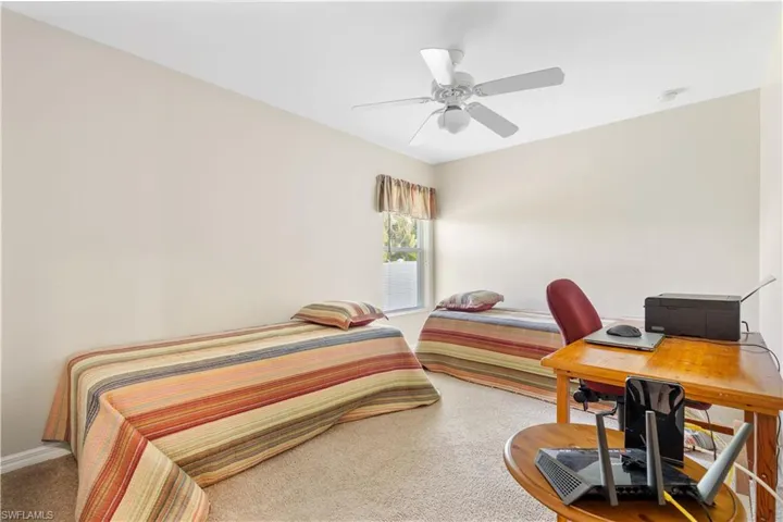 635 NW 2nd  LN, Cape Coral, FL 33993