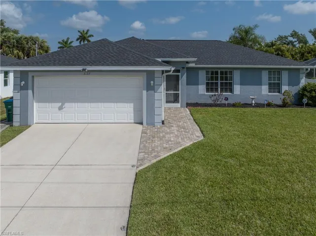 635 NW 2nd  LN, Cape Coral, FL 33993