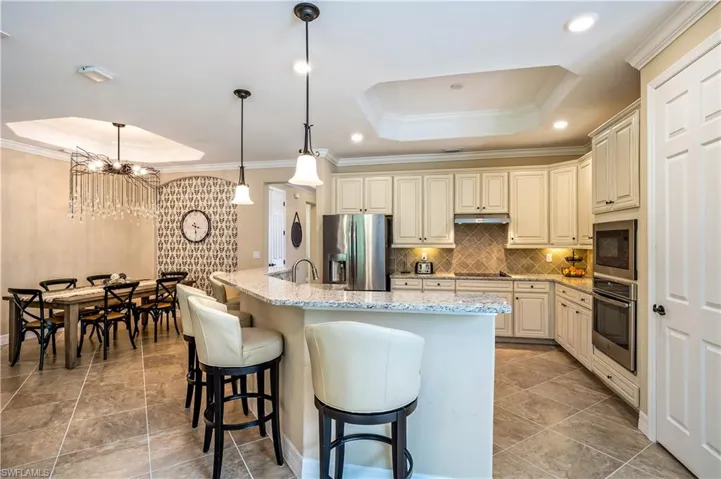 17450 Galway Run, Bonita Springs, Florida 34135
