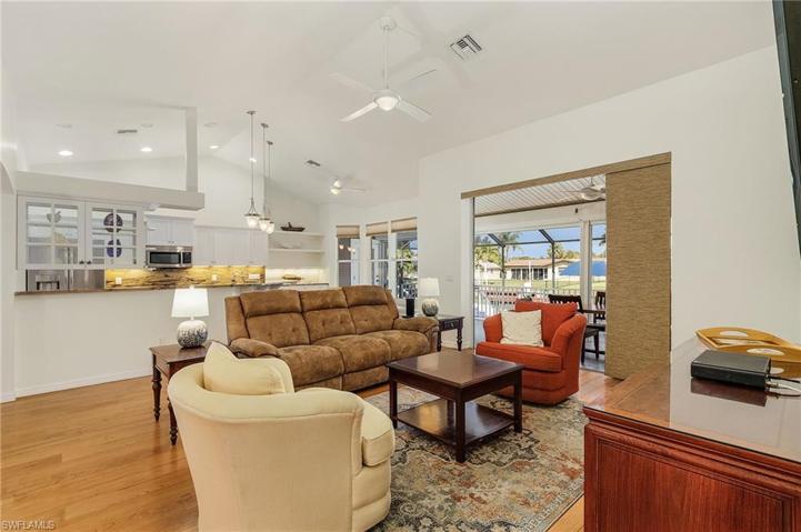 13884 Sleepy Hollow LN, FORT MYERS FL 33905