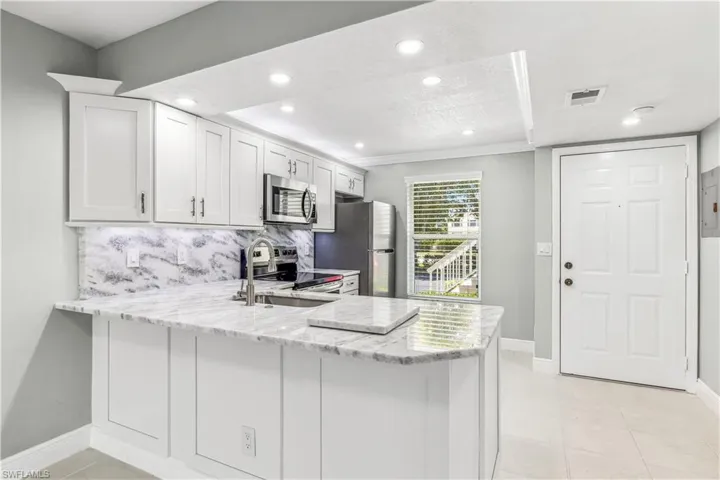 1355 Mainsail Dr # 1504, Naples Fl 34114