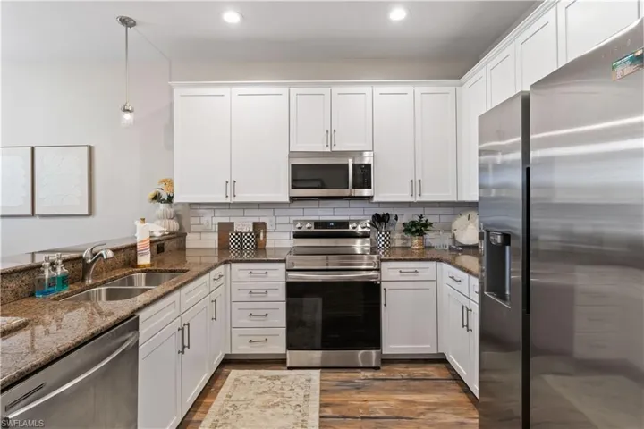 11908  Izarra  WAY, Fort Myers, FL 33912