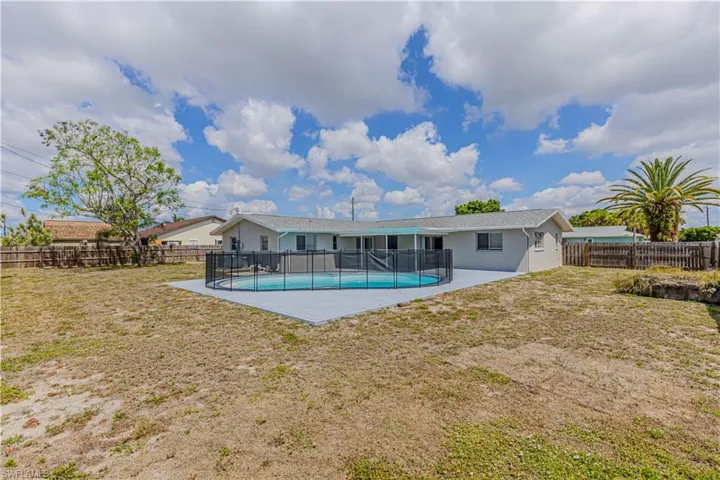 928 35th St, Cape Coral, Florida 33904