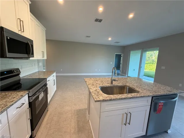 1030 Green Field St, Lehigh Acres, Florida 33974