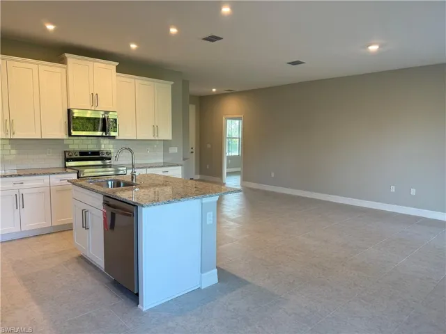 1030 Green Field St, Lehigh Acres, Florida 33974