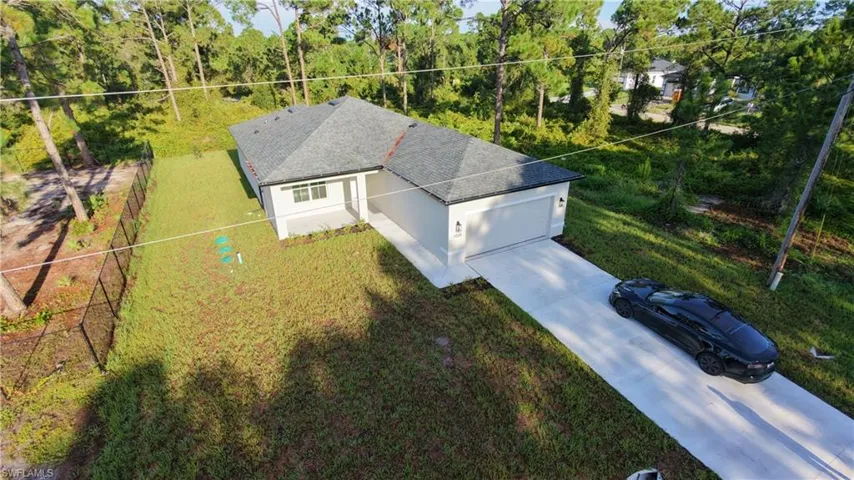 1030 Green Field St, Lehigh Acres, Florida 33974