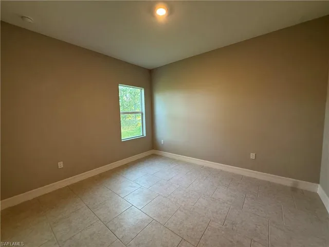 1030 Green Field St, Lehigh Acres, Florida 33974