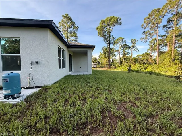 1030 Green Field St, Lehigh Acres, Florida 33974
