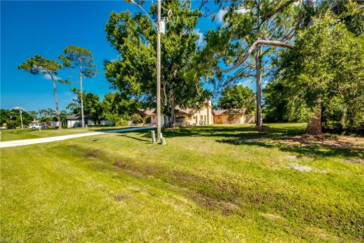 7761  Deni  DR, North Fort Myers, FL 33917