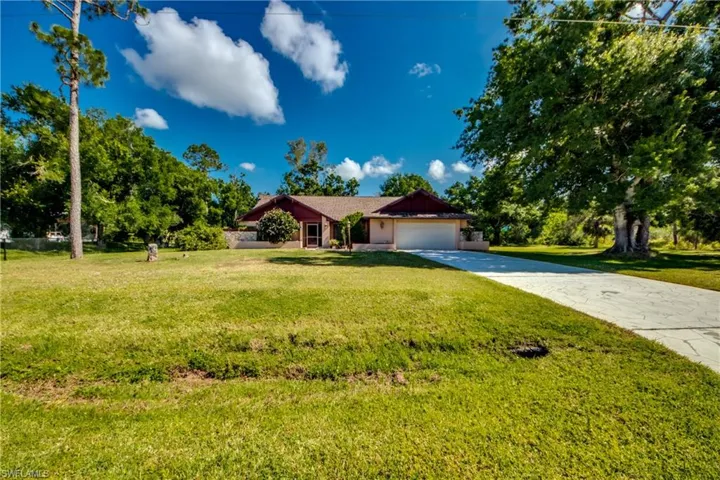 7761  Deni  DR, North Fort Myers, FL 33917