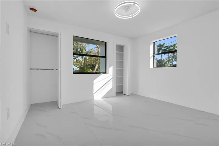 356 New York Dr, Fort Myers, Florida 33905